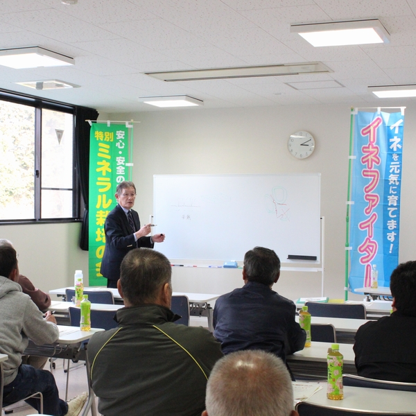 栃木有機農法研究会 イネファイター講習風景